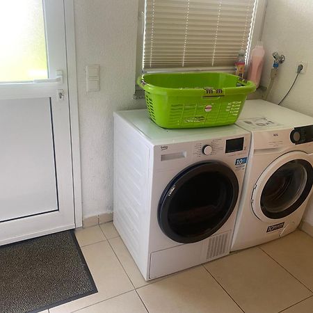 Ferienzimmer Oelhaf Zimmer In Gelb Self Check-In Mit Key-Tresore Wilhelmsdorf  ภายนอก รูปภาพ