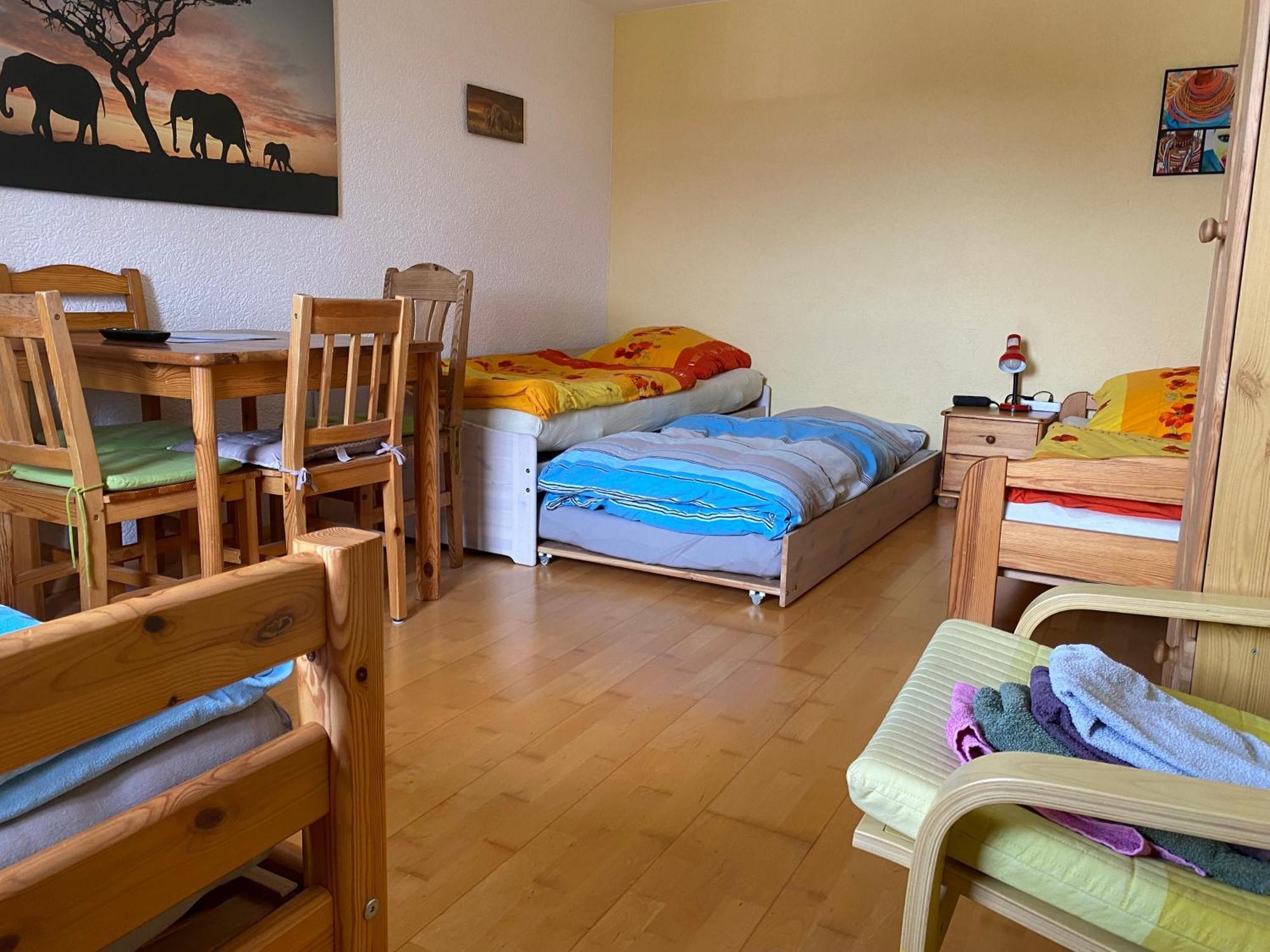 Ferienzimmer Oelhaf Zimmer In Gelb Self Check-In Mit Key-Tresore Wilhelmsdorf  ภายนอก รูปภาพ