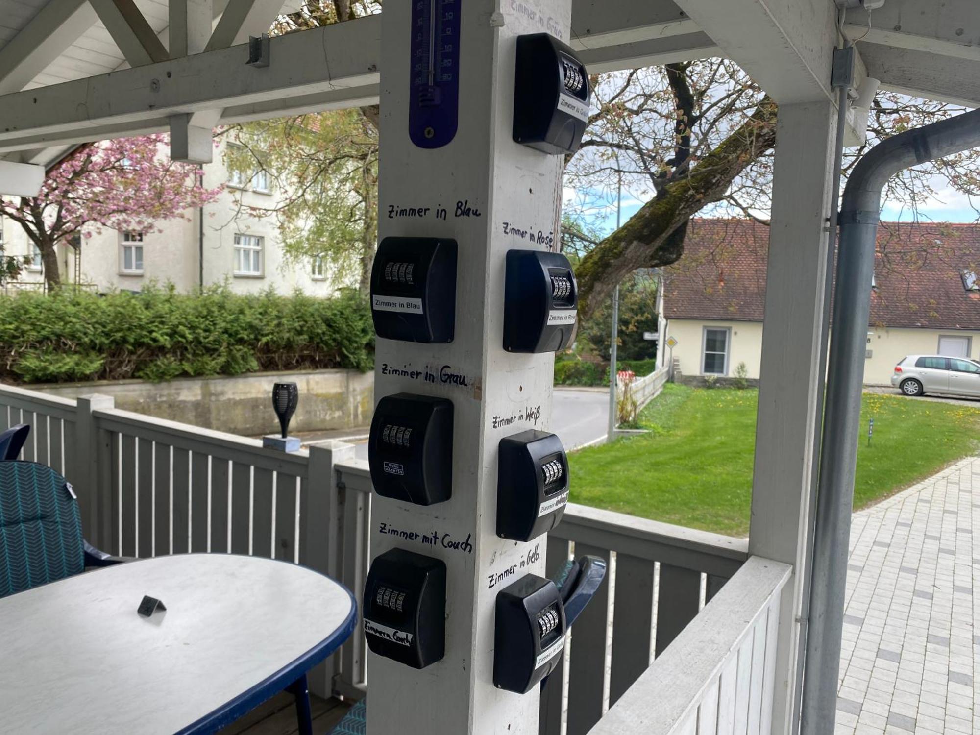 Ferienzimmer Oelhaf Zimmer In Gelb Self Check-In Mit Key-Tresore Wilhelmsdorf  ภายนอก รูปภาพ